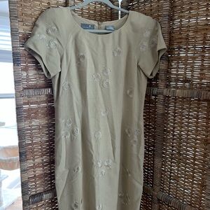 Vintage Liz Claiborne Tan Floral Embroidered Fitted Dress